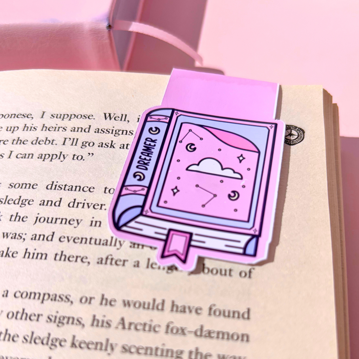 Dreamer Book. Magnetic Bookmark