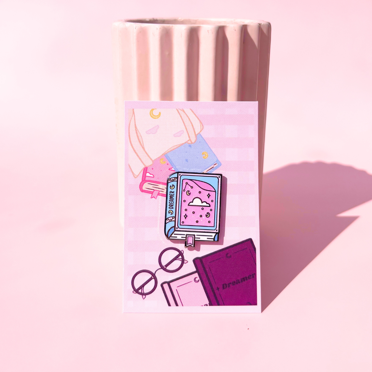 Dreamer Book, Pin