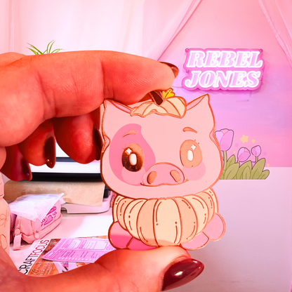 Nora the Pumpkin, Pin - SECONDS