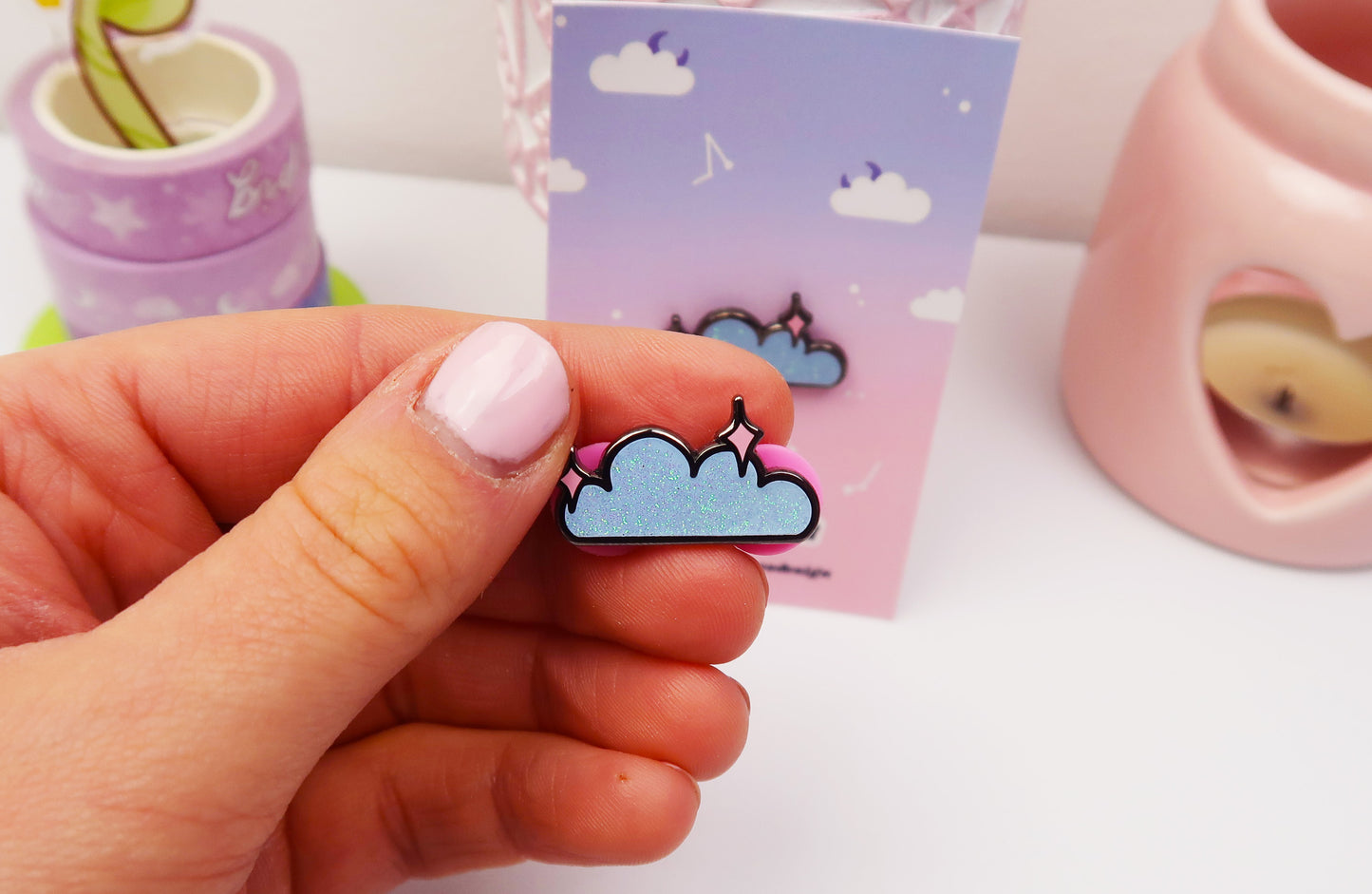 Sparkle cloud mini pin