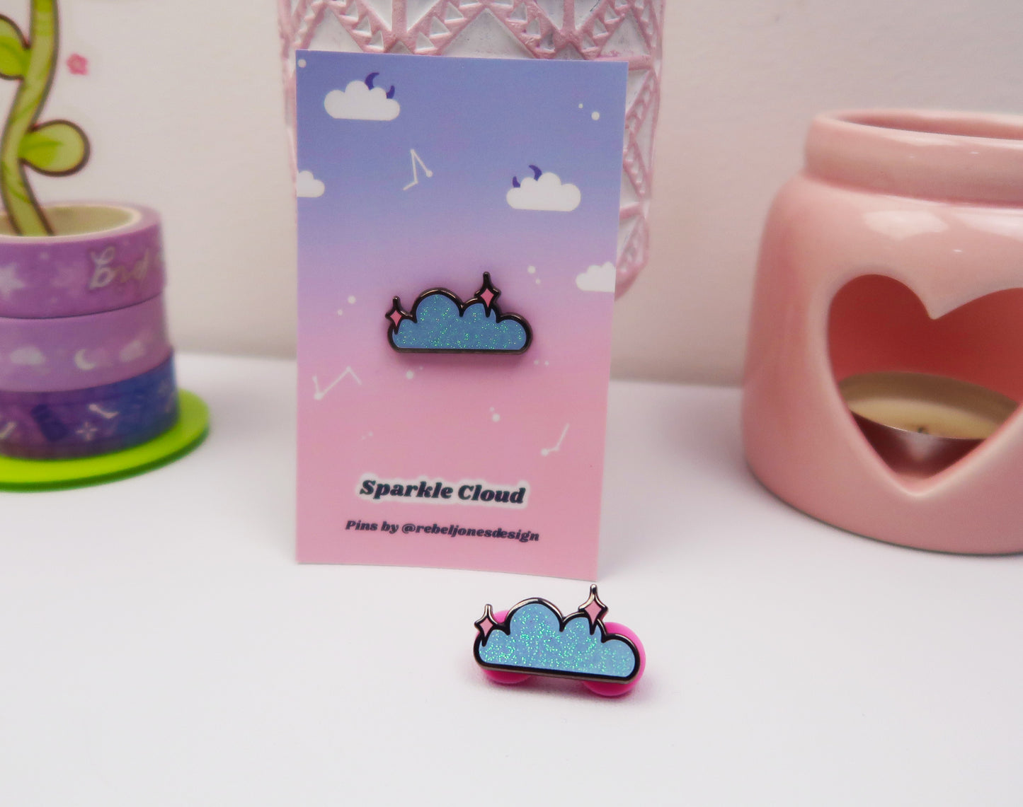 Sparkle cloud mini pin